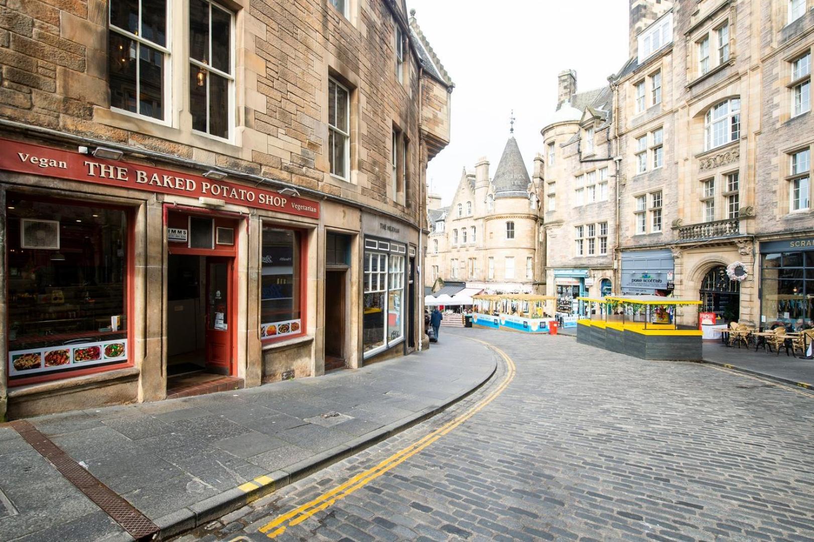 Guestready - Bright & Airy 1Br Flat In Center Apartment Edinburgh Exterior foto